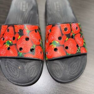 Strawberry Print men’s Slides